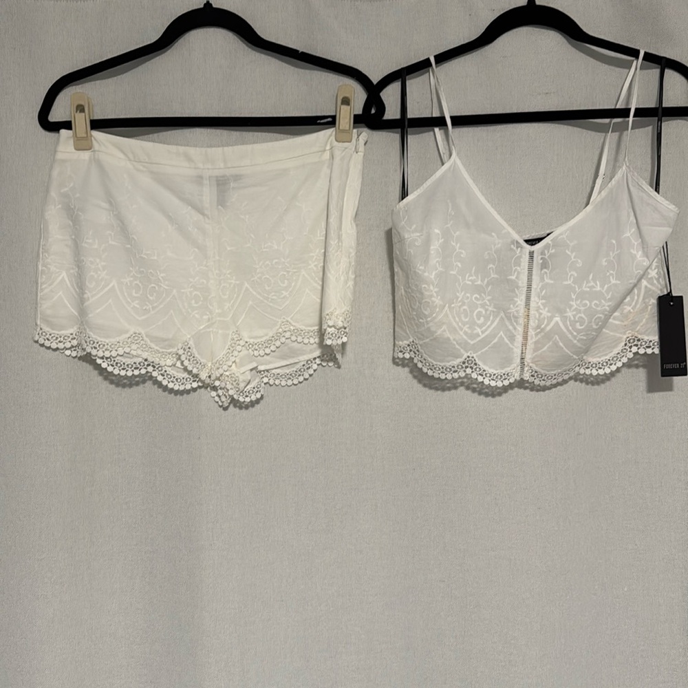 White eyelet set